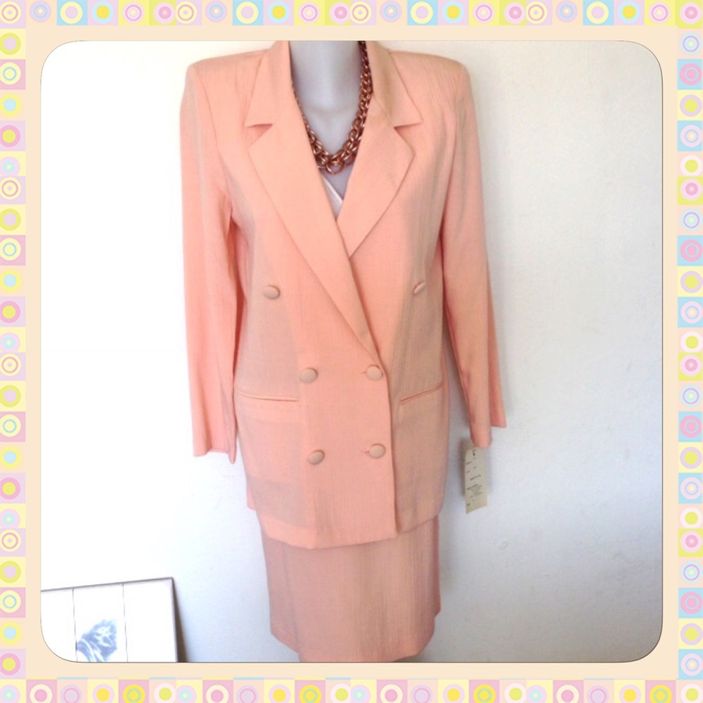 Women’s Peach Double Breasted Suit